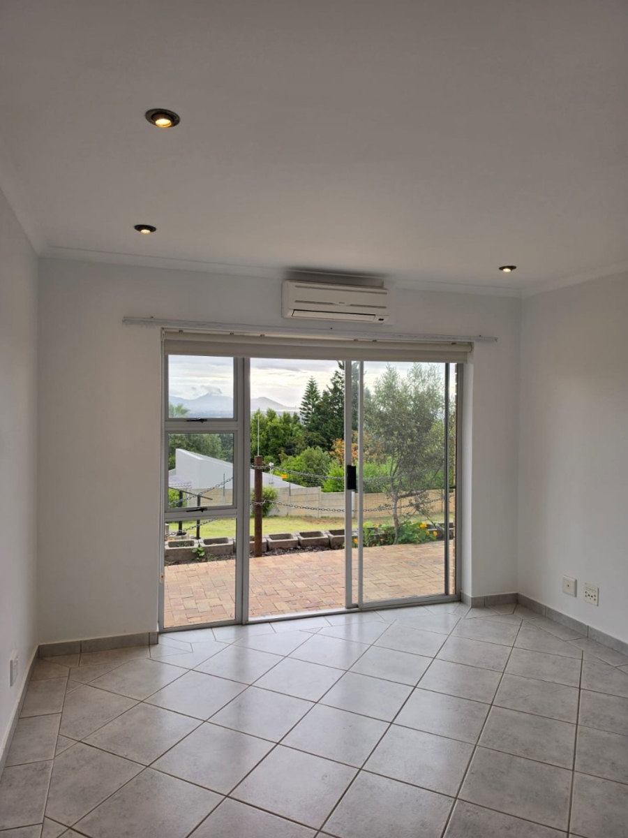 To Let 1 Bedroom Property for Rent in Plattekloof 3 Western Cape